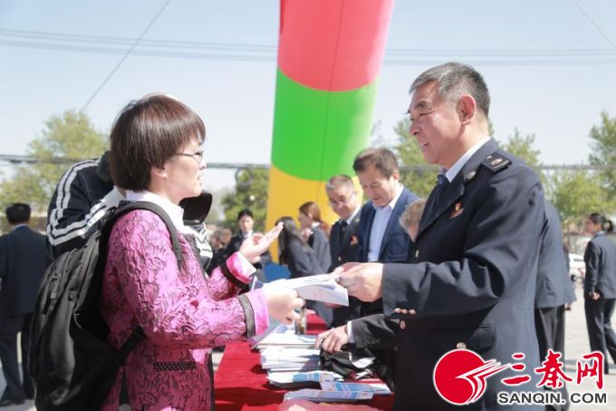 泾河新城税务局，服务群众，助推地方经济发展繁荣